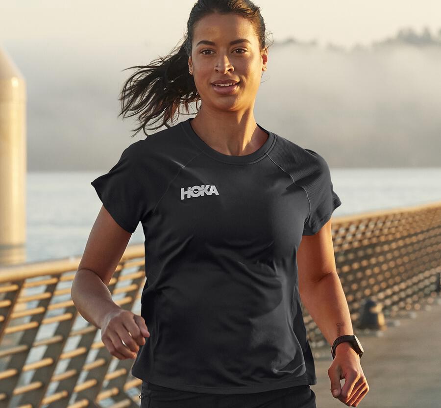 Hoka One One Tops Womens Black - Performance Short Sleeve - 78209LYFJ